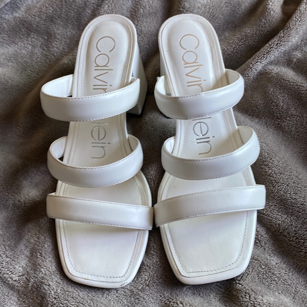 Calvin Klein cute white block heels US women 9